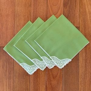 Set of 4 Vintage Green White Lace Embroidered Dinner Cloth Napkins